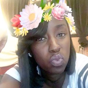 Meet your Posher, Ericcae